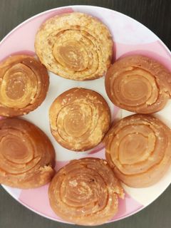 ஸ்பின் வீல் ஸ்வீட் (Spin wheel sweet recipe in tamil) செய்முறை முக்கிய புகைப்படம்