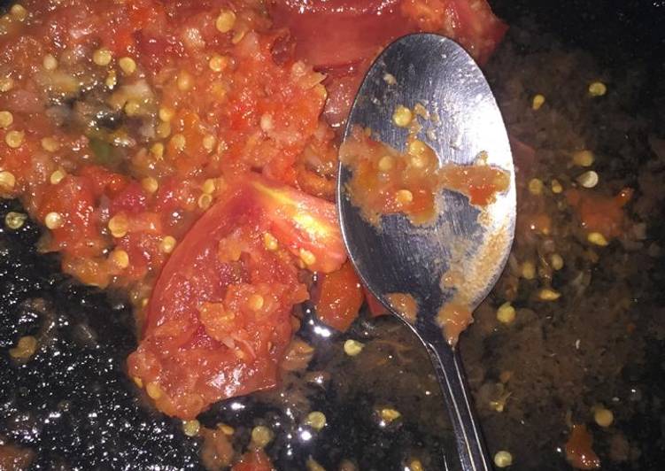 Langkah Mudah untuk Membuat Sambel Tomat Seger, Lezat