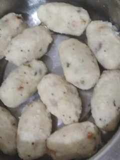 தேங்காய் கொழுக்கட்டை செய்முறை முக்கிய புகைப்படம்