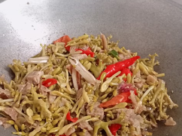 Bagaimana Membuat Tumis bunga pepaya (oseng kembang kates), Enak