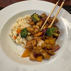 General Tso Chicken A picture of General Tso Chicken.