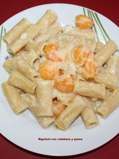 Una foto de Rigatoni con calabaza