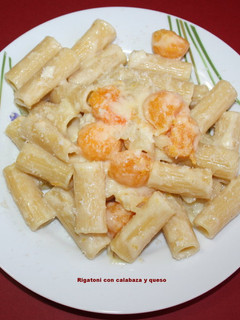 Una foto de Rigatoni con calabaza