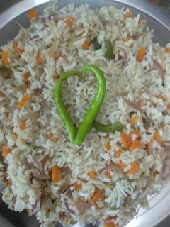 मिक्स वेज फ्राइड राइस (mix veg fried rice recipe in Hindi) रेसिपी मुख्य फोटो
