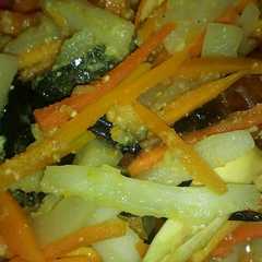 รูปของ Acar timun wortel matang