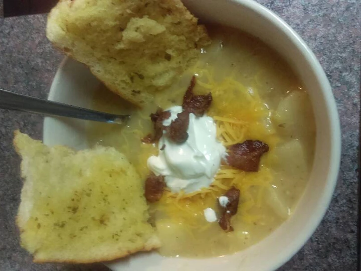 Easy Steps to Make Recipes Crock pot cheesy bake potato soup the Delicious Delicious.