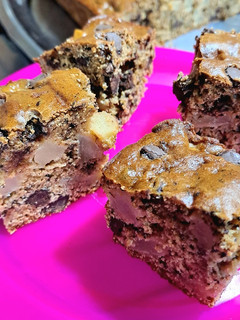 Una foto de Budín de peras y chocolate espectacular!!!