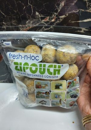 A picture of Frozen chicken kofta.