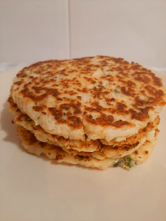 Una foto de Tortitas de coliflor