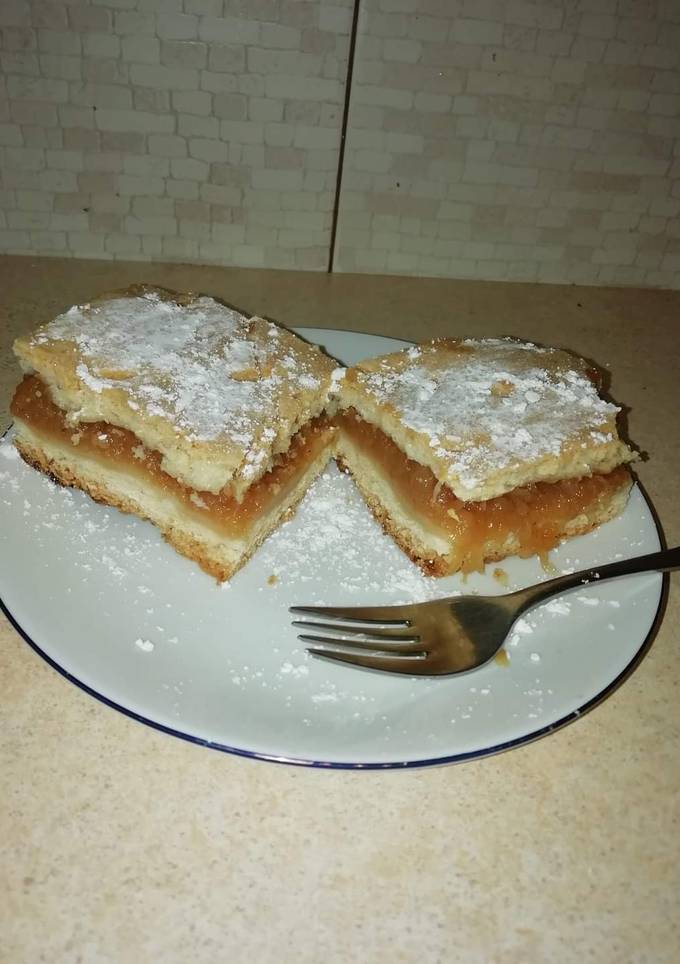Пиріг з яблуками