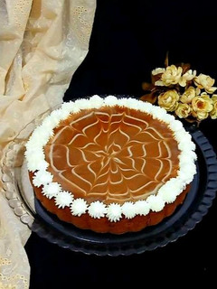 عکسی از دستور کیک تریلیچه شکلاتی با سس قهوه و شکلات 😋😍 کیک تولدم 🥰🥳🎉