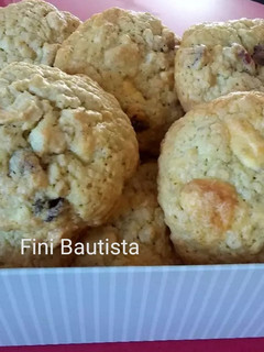 Una foto de Galletas de avena y chocolate blanco