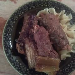 A picture of Beef and bacon roll ups "rouladen".