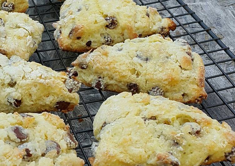 Steps to Make Speedy Yogurt Chocolate Chip Scones