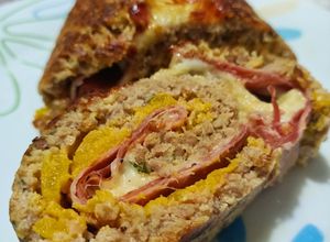 Foto di Rollè di carne ripieno di zucca speck e scamorza se
