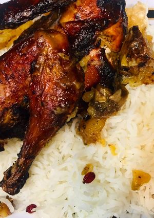 عکسی از دستور مرغ شکم پر در فر به همراه پلو😍