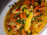 Ciorbiță de fasole păstăi cu cârnăciori