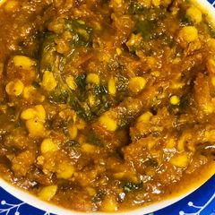 A picture of Chana Dal Palak gravy in my style.