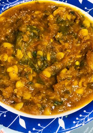A picture of Chana Dal Palak gravy in my style.