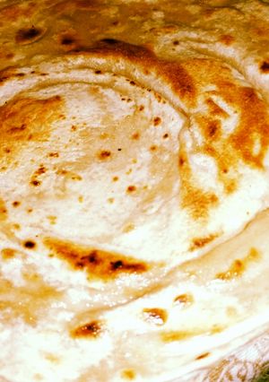 A picture of Khasta Karara Paratha.