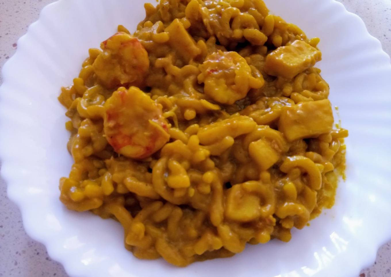 Fideuá de gambones y pota en Monsieur Cuisine