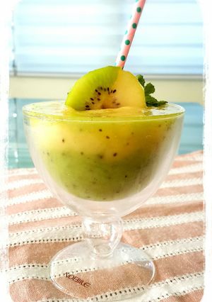 รูปของ Double kiwi smoothie