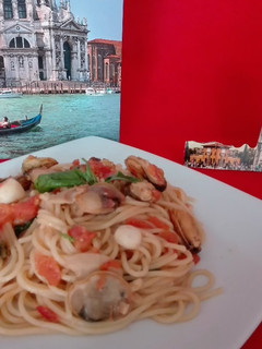 Una foto de Espaguetis frutti di Mare