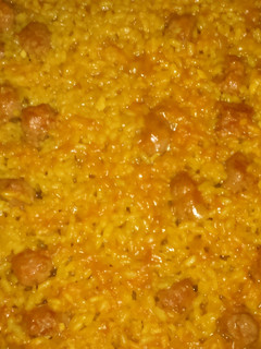 Una foto de Arroz cremoso con longanizas