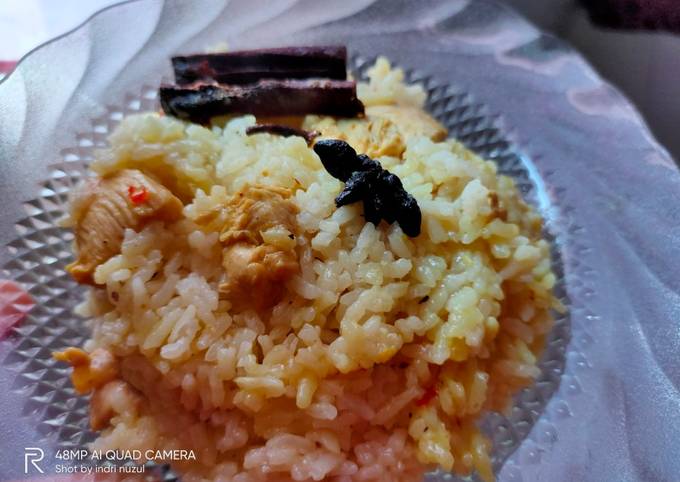 Nasi kebuli "fillet ayam" Magicom