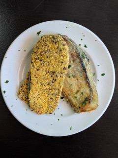 Una foto de Milanesas de berenjenas SIN TACC 🍆