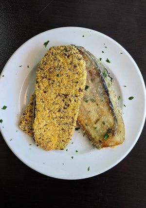 Una foto de Milanesas de berenjenas SIN TACC 🍆