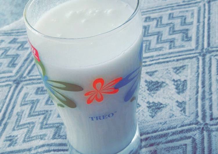 Simple Lassi(SugarFree) with wooden blender/ Madhani🥛