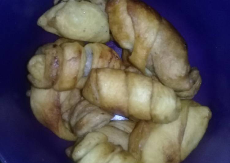 Roti molen pisang ijo