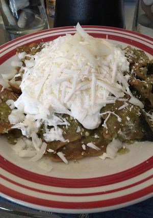Una foto de Chilaquiles verdes