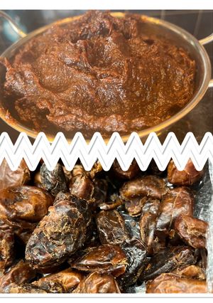 A picture of Transforming old dried date into smooth tasty paste.