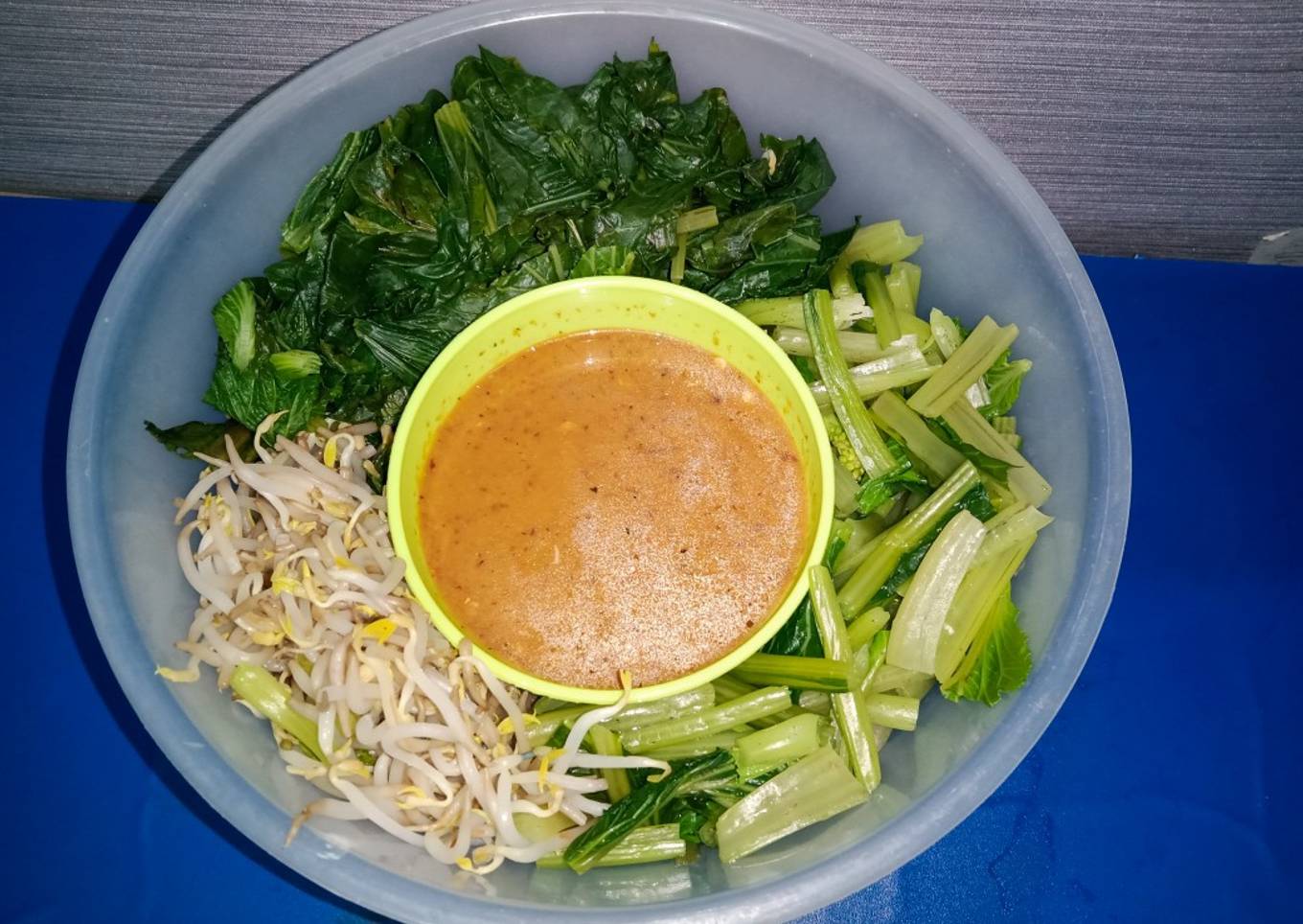 Puasa hari ke 11 (Pecel sederhana)