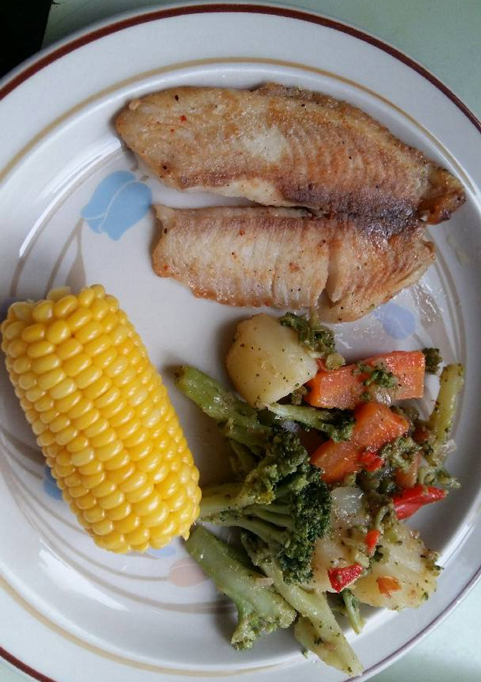 Una foto de Filete de pescado con brócoli