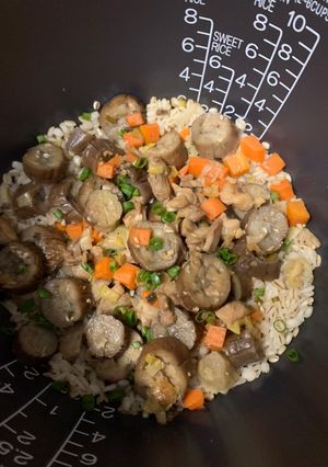 電飯煲茄子雞肉飯 的食譜成品照片