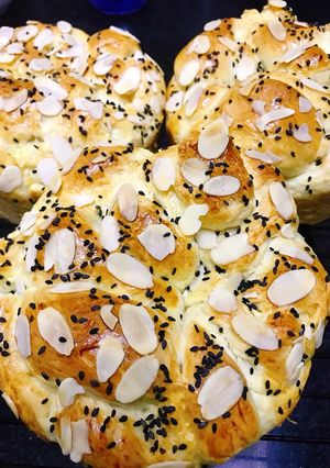 Hình của món Bánh Mì Hoa Cúc.