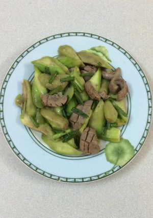 Hình của món Mướp hương xào cật lợn.