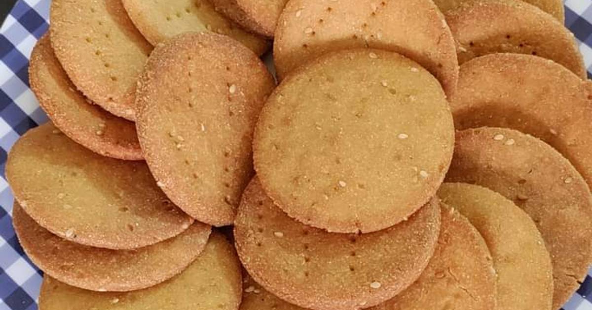 Suji aata biscuits Recipe by Shobhana Vora Cookpad