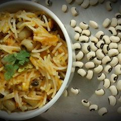 Cow pea / Lobia Masala Rice Vermicelli A picture of Cow pea / Lobia Masala Rice Vermicelli.