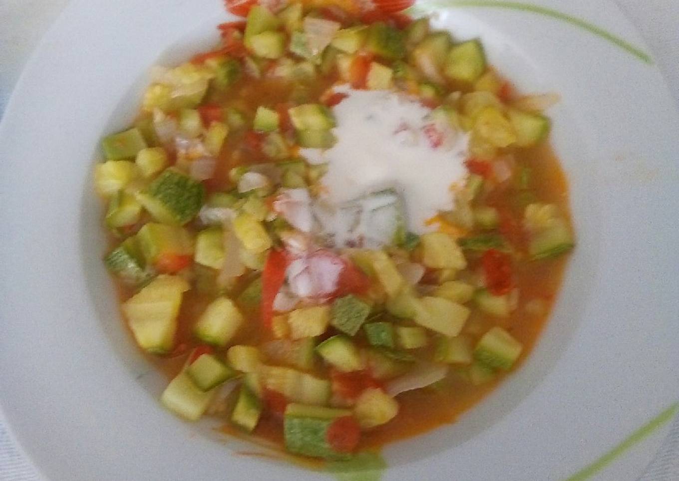 Calabacitas con jitomate y cebolla
