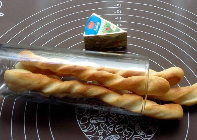 Cách Làm Món Bánh Mì Que Phô Mai Của Hoàng Thị Tố Hà - Cookpad