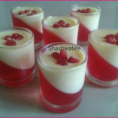 A picture of Custard Jelly Pudding.