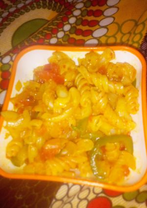 A picture of Macaroni.