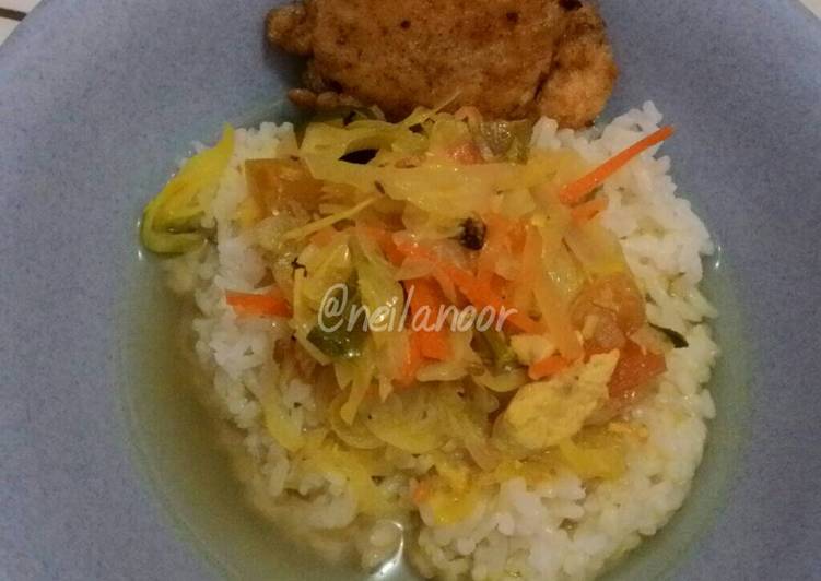 Cara Gampang Menyiapkan Soto Ayam + Sayuran yang Bikin Ngiler