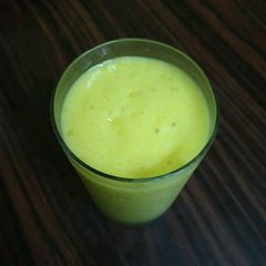 A picture of Mango mint smoothie.