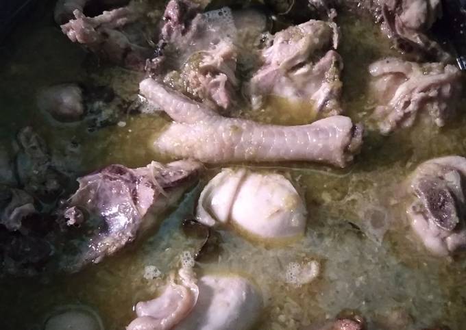 Gulai ayam cabai hijau minang