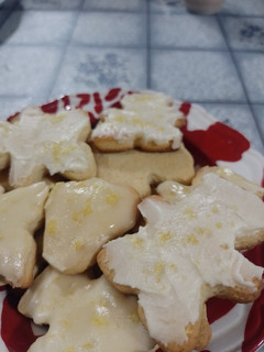 Una foto de Galletas de limón con glaseado